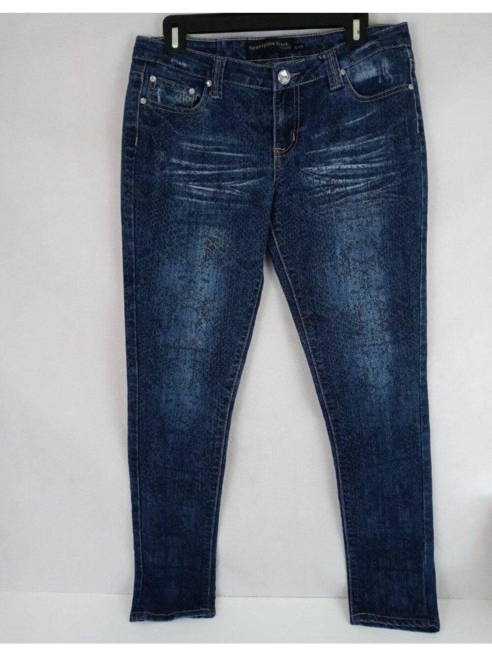 Twentyone Black Distressed Whiskered Skinny Jeans With Snakeskin Design 9/10R